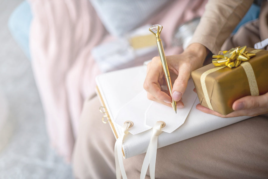 How to Choose a Fragrance or Beauty Gift for Someone Else