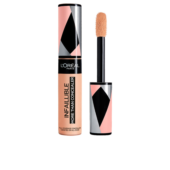 Concealer tube with oversized doe-foot applicator, 11 ml, natural matte finish