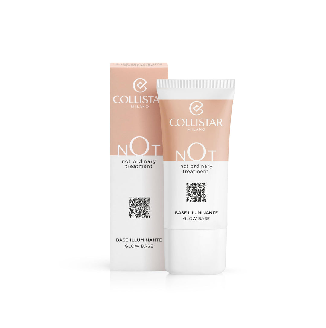 Glass bottle of lightweight, luminous primer with soft radiant finish, sleek pump dispenser, Collistar