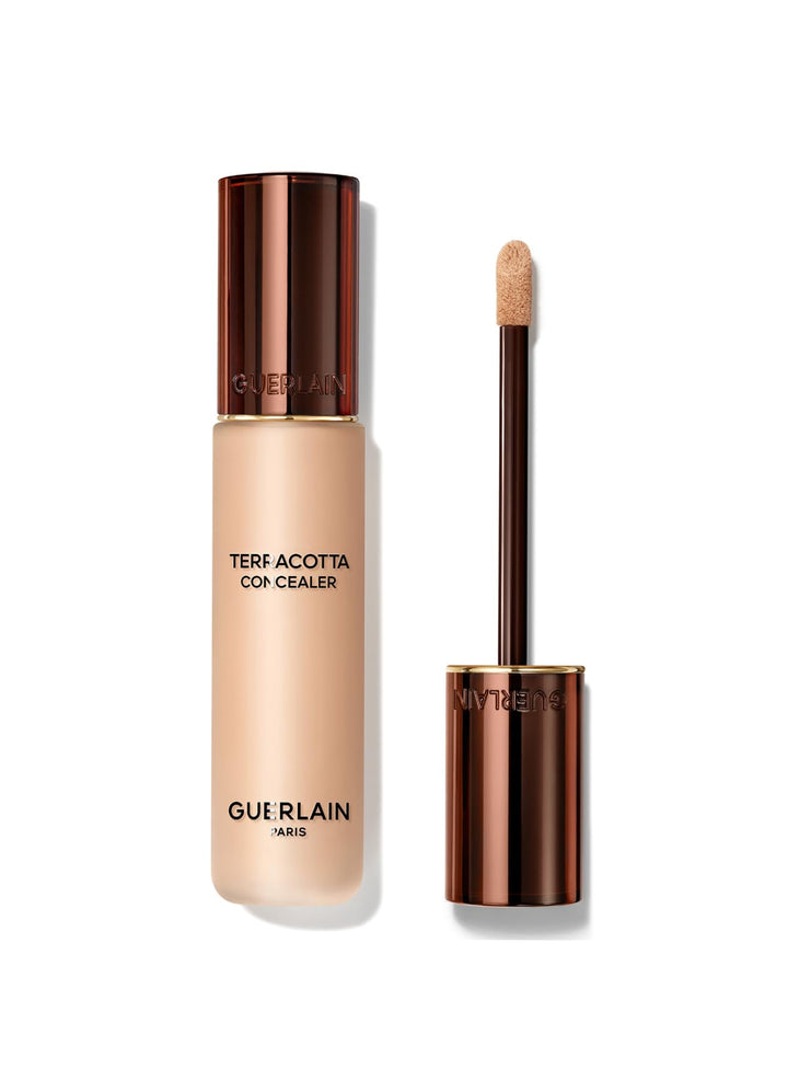 Compact dropper tube of Terracotta liquid-to-powder corrector, shade 2.5N, 11.5 ml
