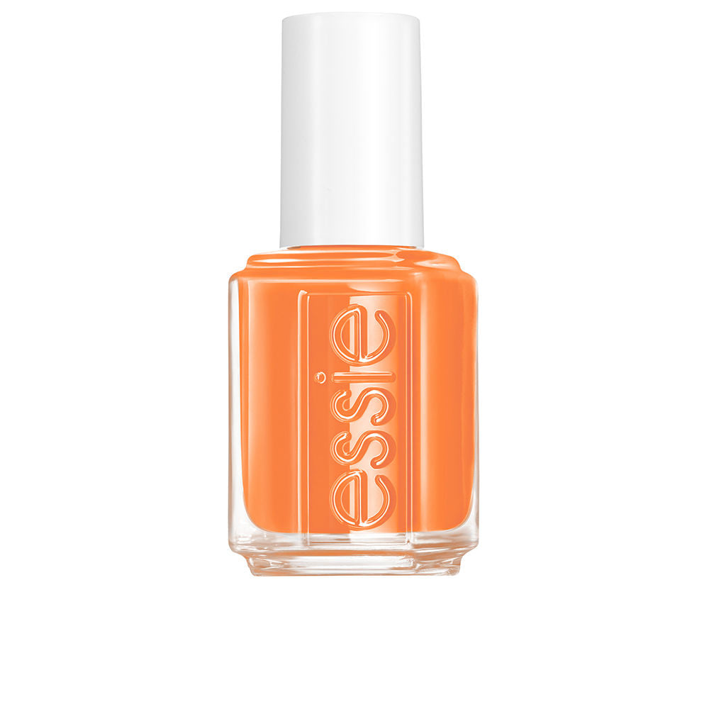 Small 13.5 ml coral nail polish bottle with rounded brush, glossy finish