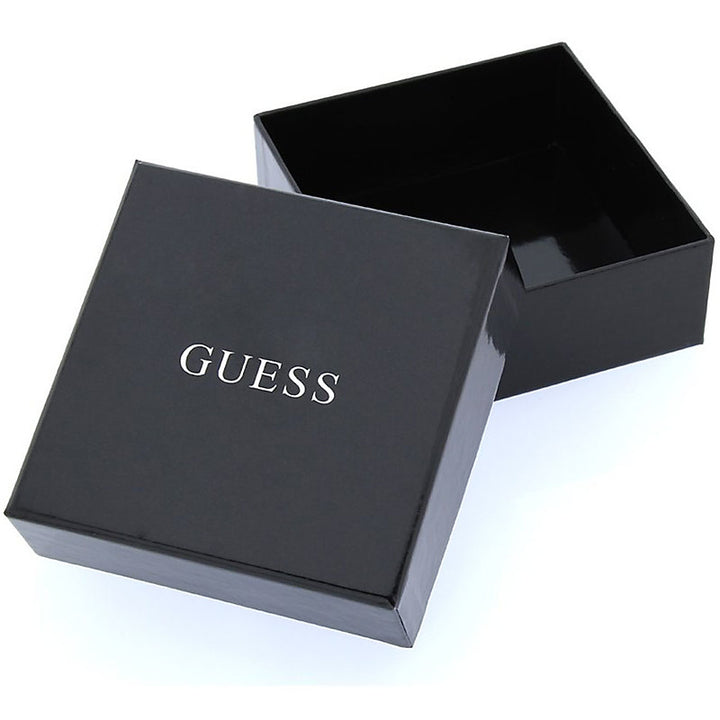 Modern black and white ring with flower-shaped setting and square center stone on linked shiny band