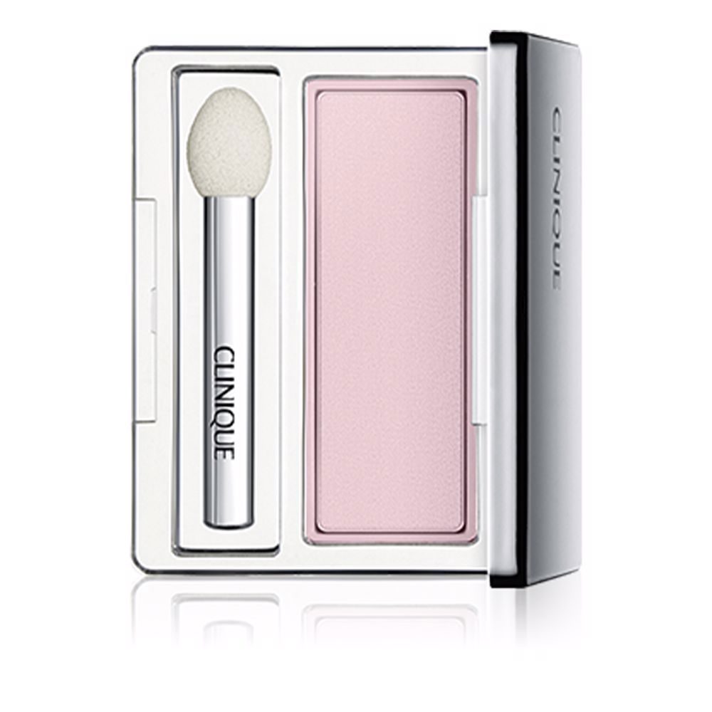 Metal compact eyeshadow, cream-to-powder finish, 2.2 g, sponge applicator
