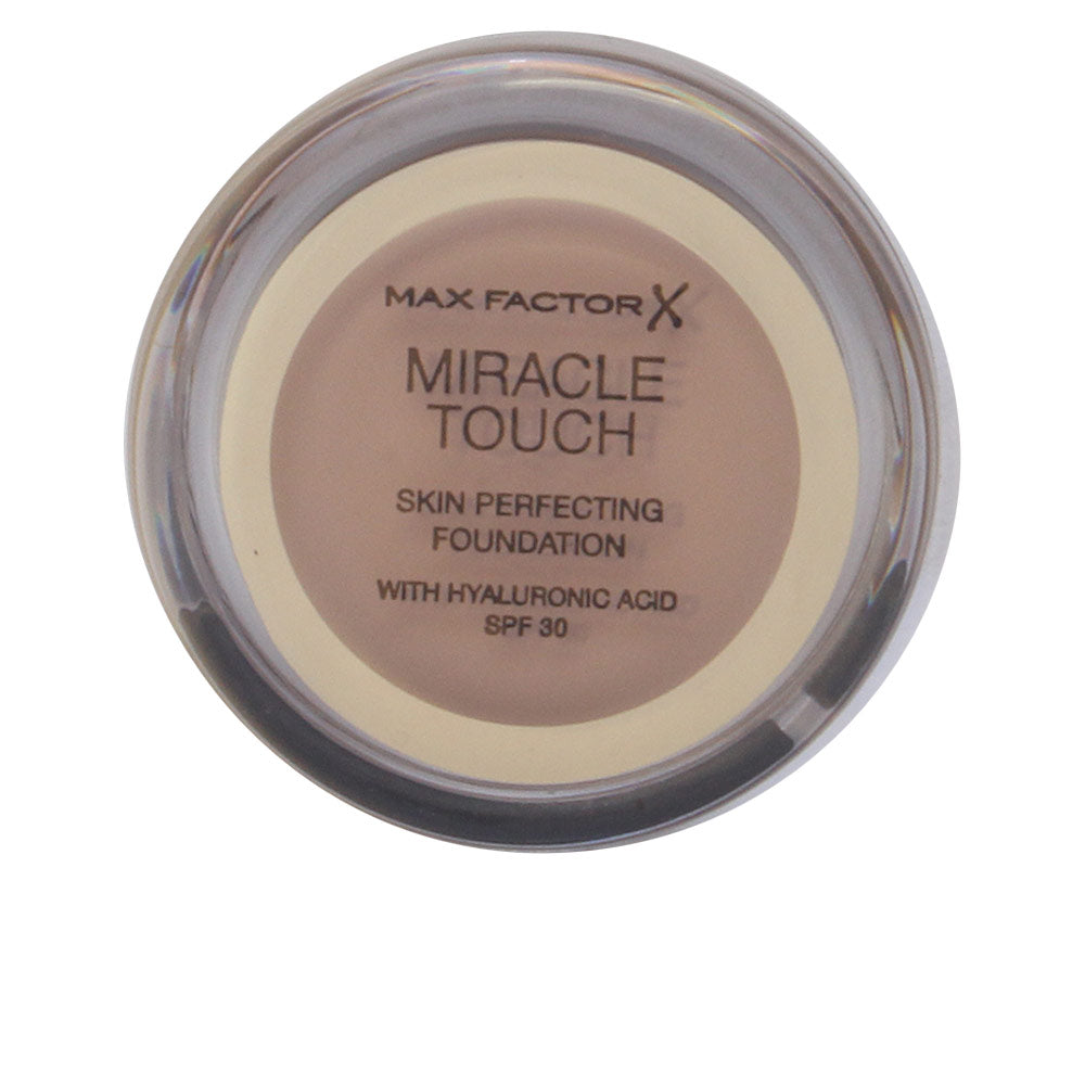 12 g compact foundation in shade 080 Bronze, solid-to-liquid texture